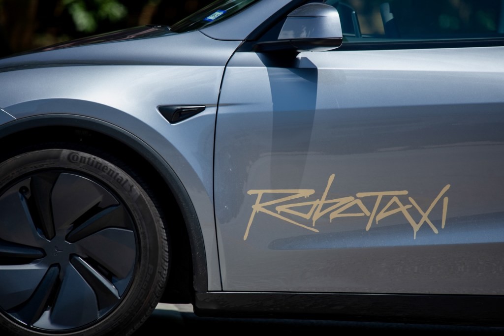 Tesla Robotaxi Safety Review: Federal Regulators Respond