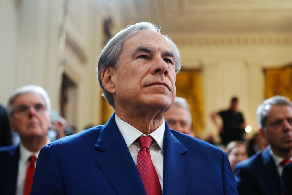 Texas Online Safety Bill Signed into Law - Apple's Tim Cook Opposed