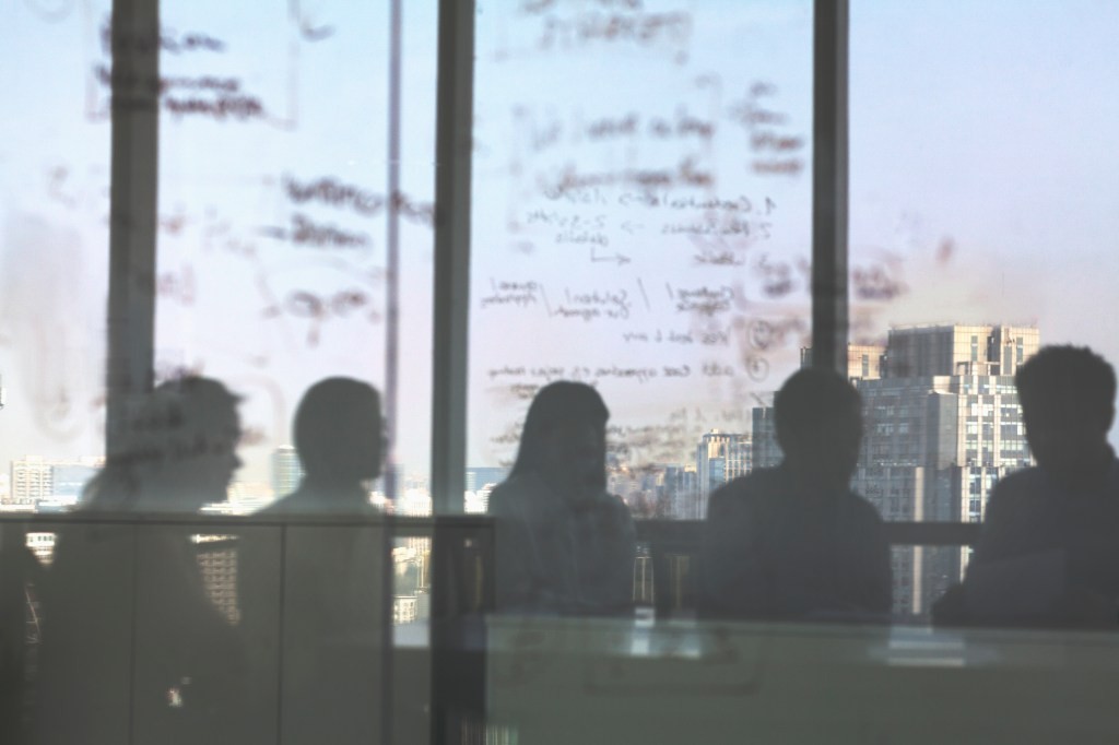 Theranos Advisory Board: Lessons from the Fiasco