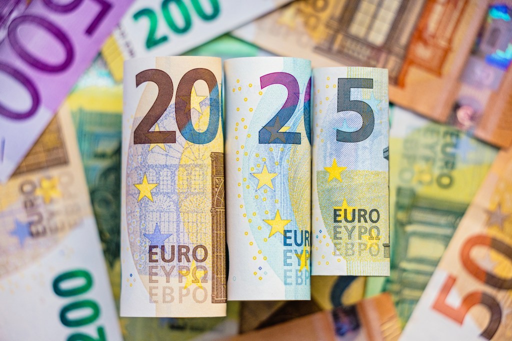Thoma Bravo Raises €1.8B for First European Fund