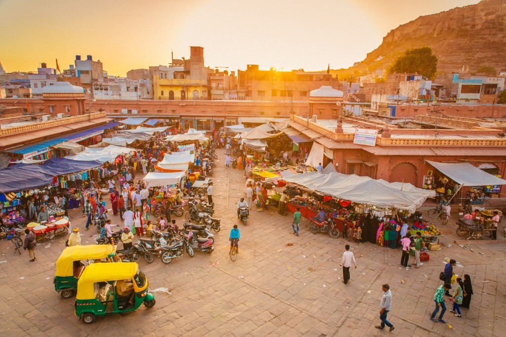 Tiger Global Invests in OfBusiness: $3 Billion Valuation