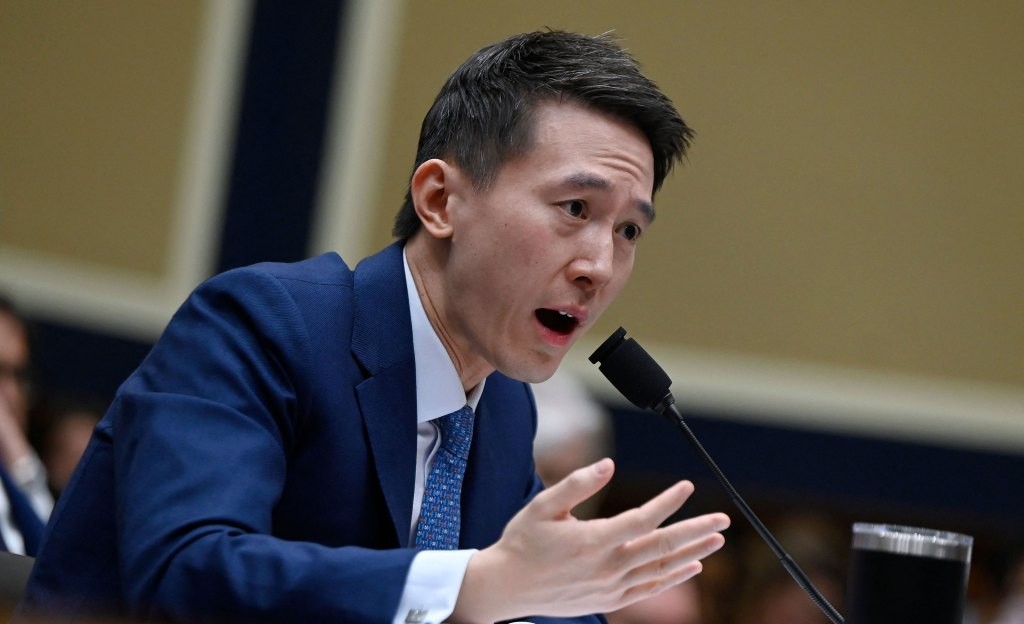TikTok CEO Responds to Trump's Ban Attempt | Latest News
