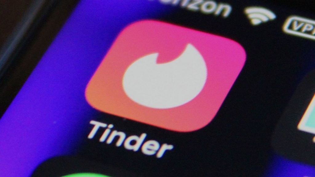 Tinder to Roll Out Voluntary ID Verification Globally