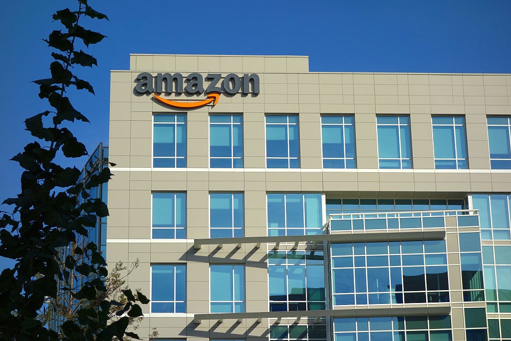 Top Mobility VCS on Amazon Partnership Risks & Rewards
