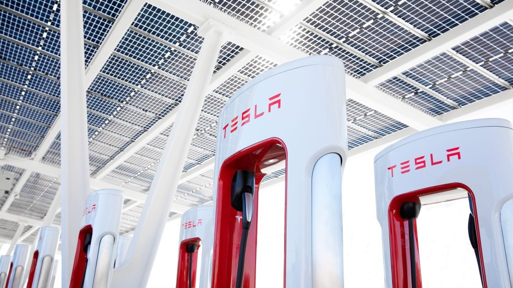Trump Admin Halts EV Charging Program Funding Tesla Millions