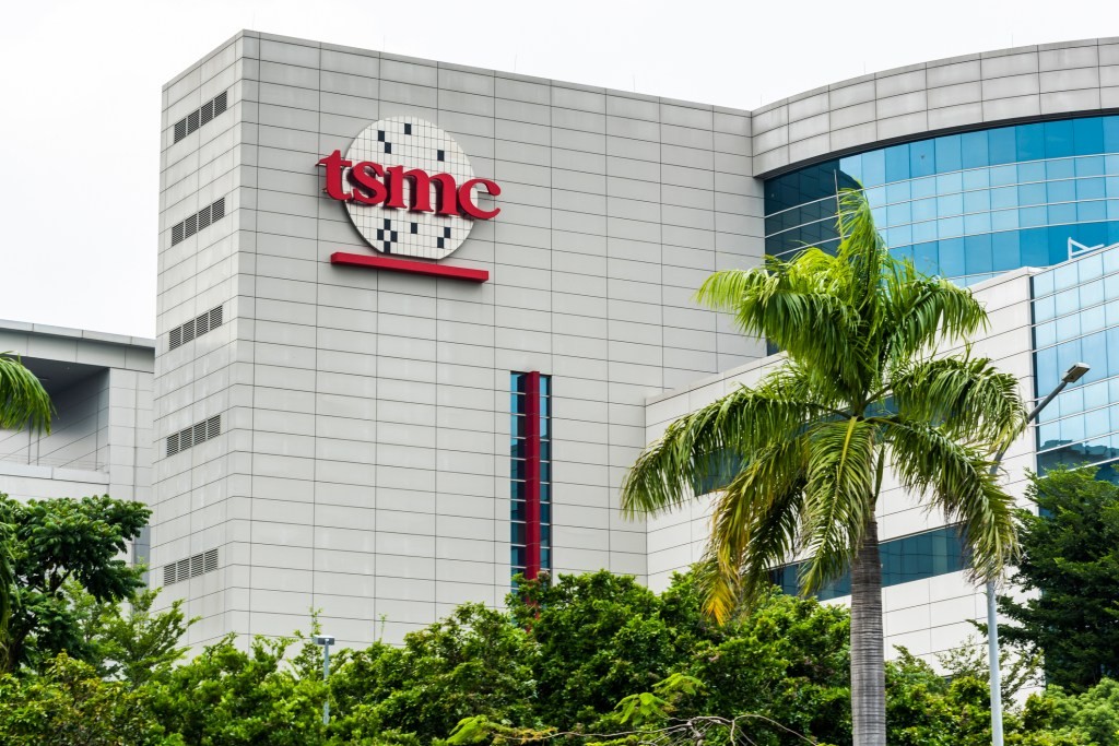 TSMC to Invest $100 Billion in US Chip Facilities