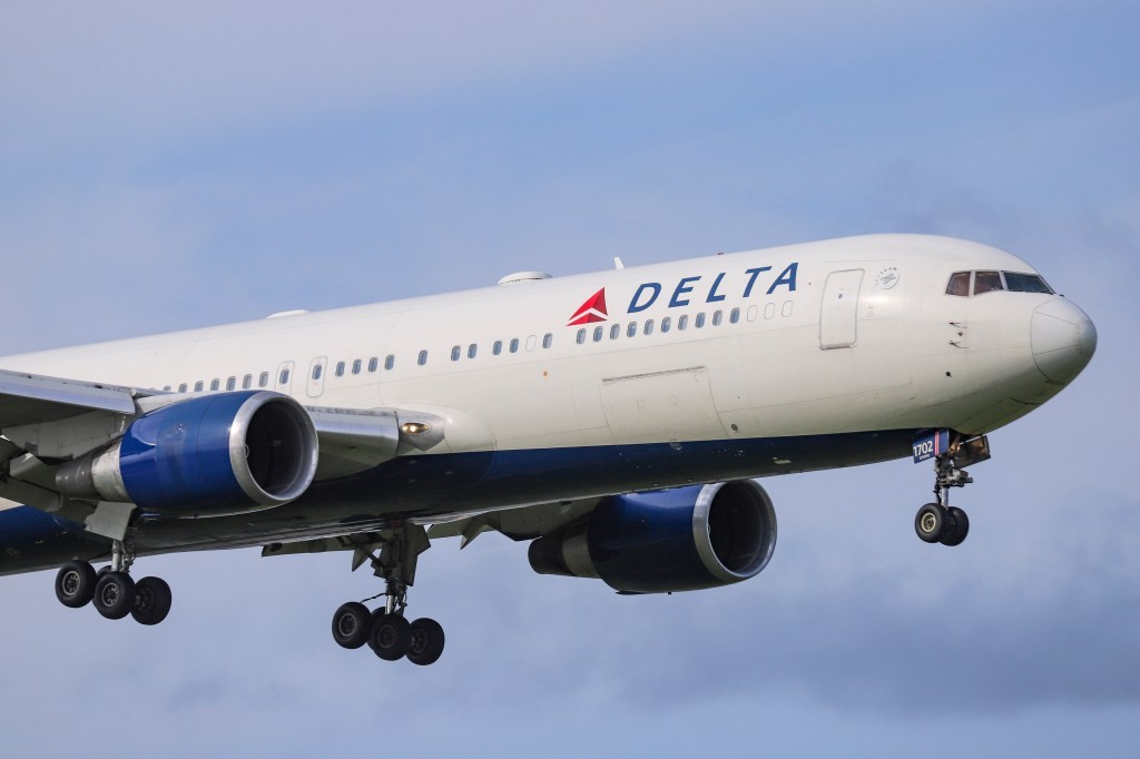 US Airlines Warn 5G Could Cause Disruption