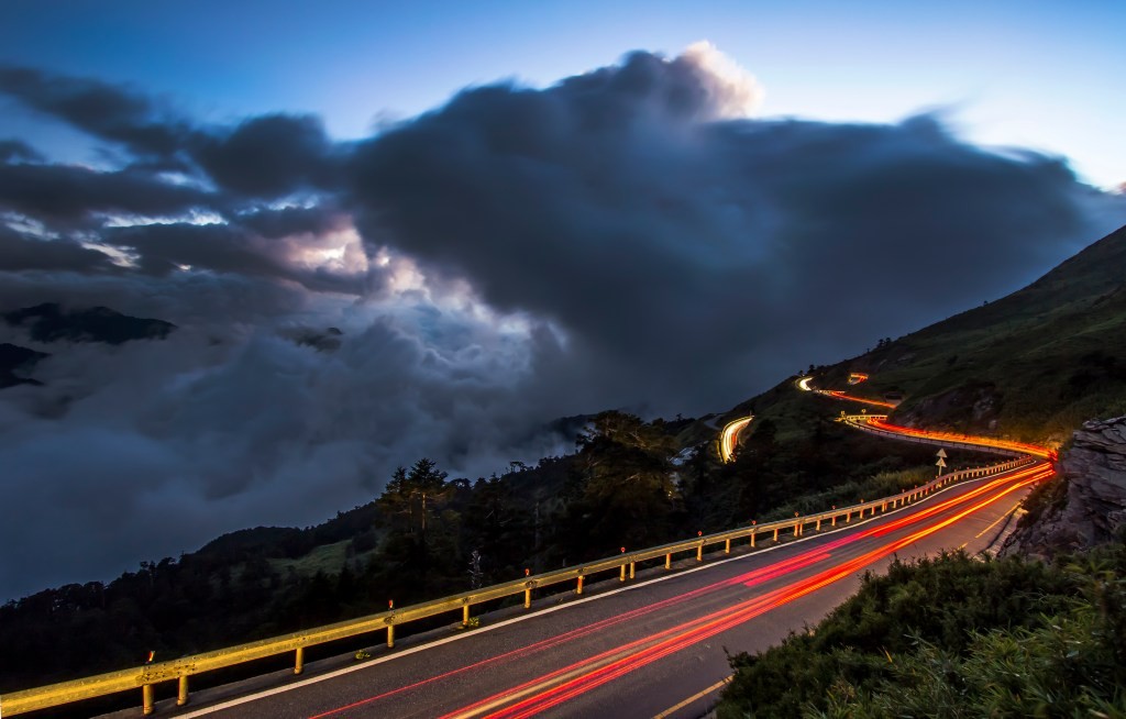 US Investment in Smart Roadways: An Economic Boom