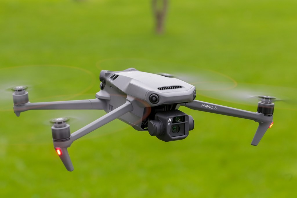 US Adds DJI and Other Chinese Firms to Investment Blocklist