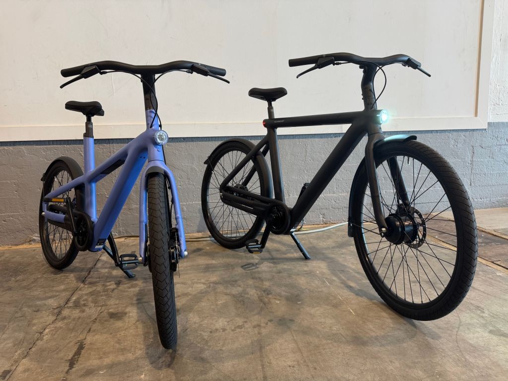 VanMoof Returns: New Custom E-Bike & Repair Network