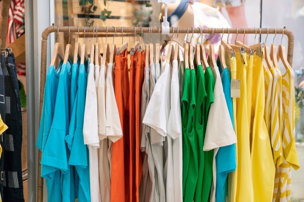 Revery.ai: Virtual Dressing Room with AI & Computer Vision