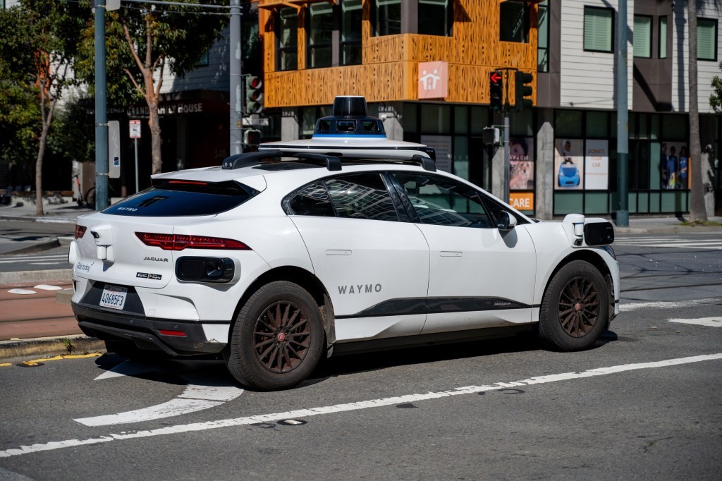 Waymo AI Training & Rider Privacy: Opt-Out Option Available