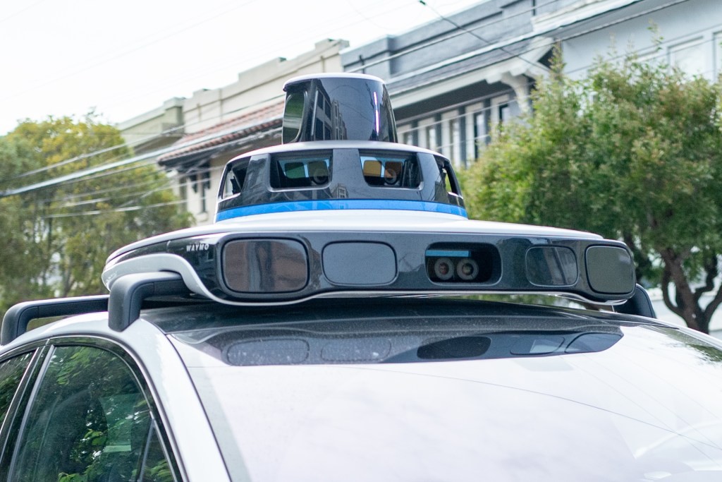 Waymo Expands Robotaxi Service in California
