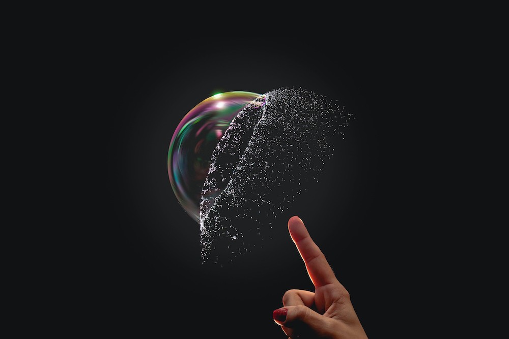 Breaking Media Filter Bubbles: New Business Models