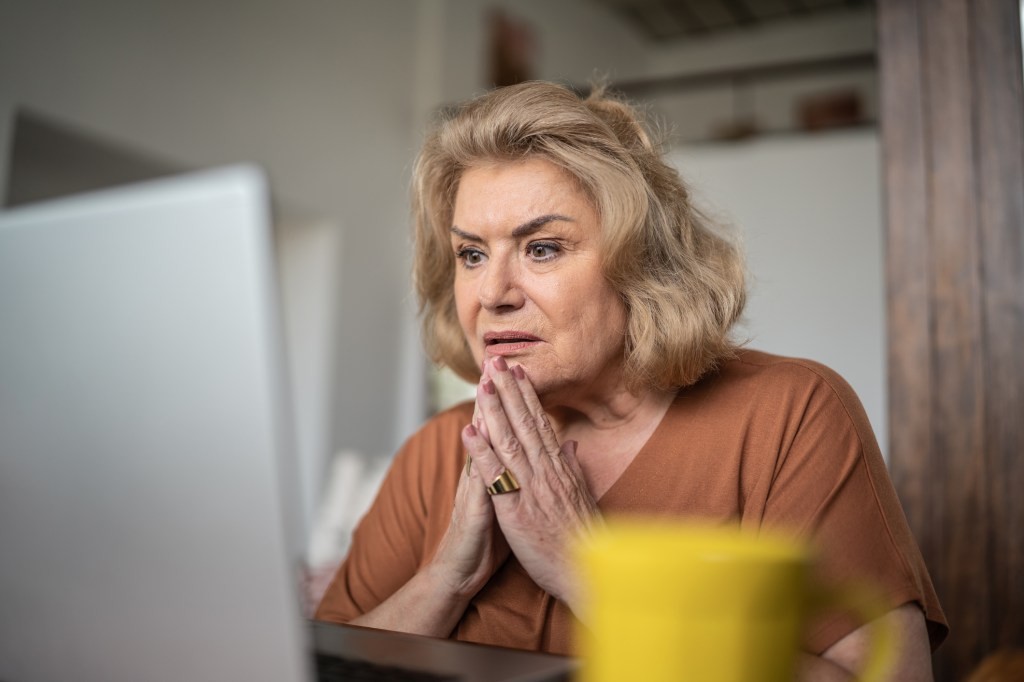 WhatsApp & Messenger Scam Warnings for Seniors