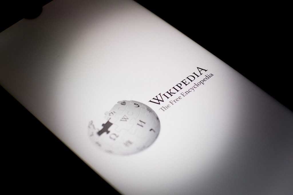 Wikipedia Asks AI Companies to Use Paid API, Stop Web Scraping