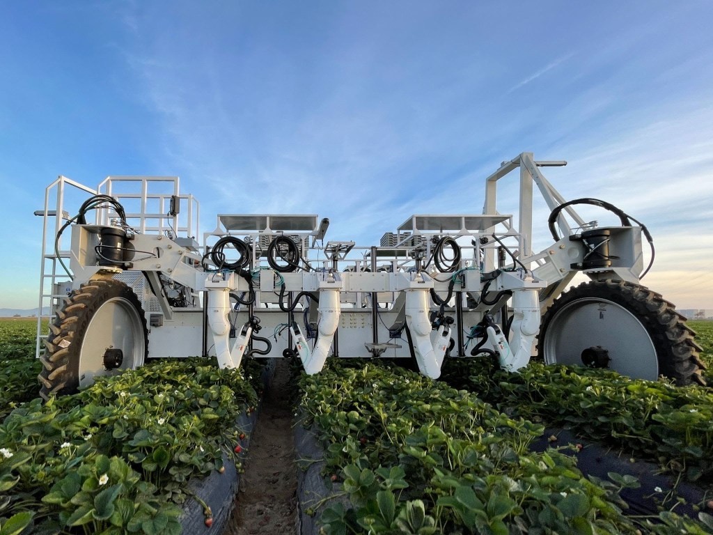 Traptic: Strawberry Picking Robotics Startup Begins Commercial Deployment