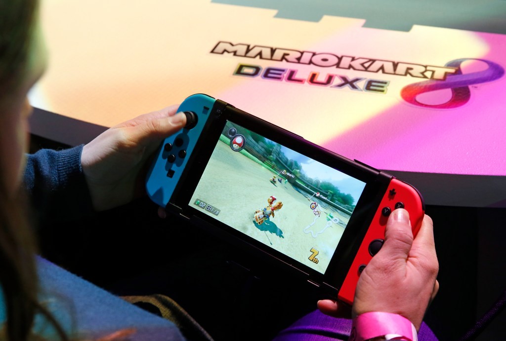 Nintendo Switch 2: Virtual Game Cards for Cross-Device Play