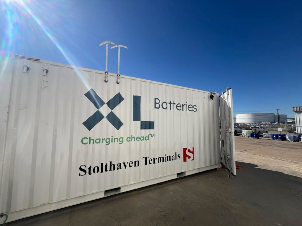 XL Batteries: Petrochemical Infrastructure for Renewable Energy Storage