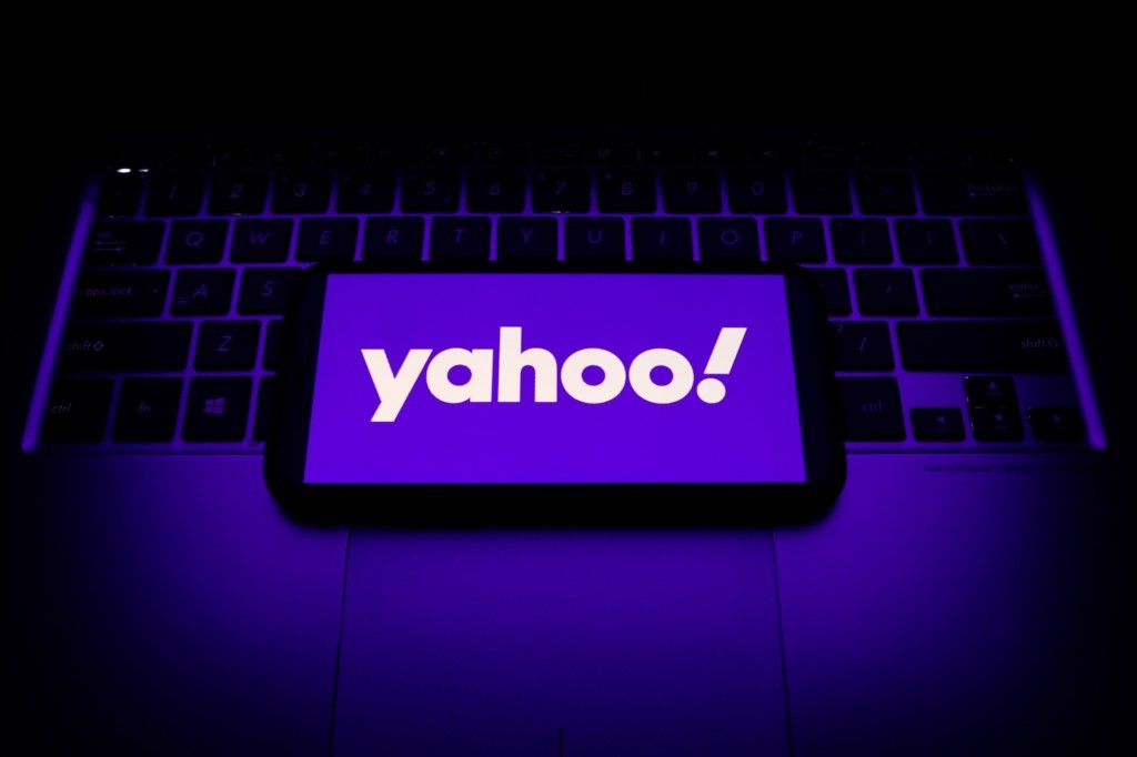 Yahoo Removes DEI Pages - Latest News