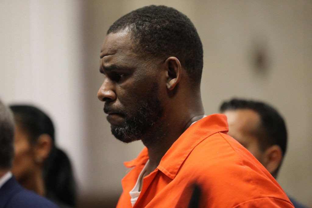 R. Kelly YouTube Channels Removed - Latest News