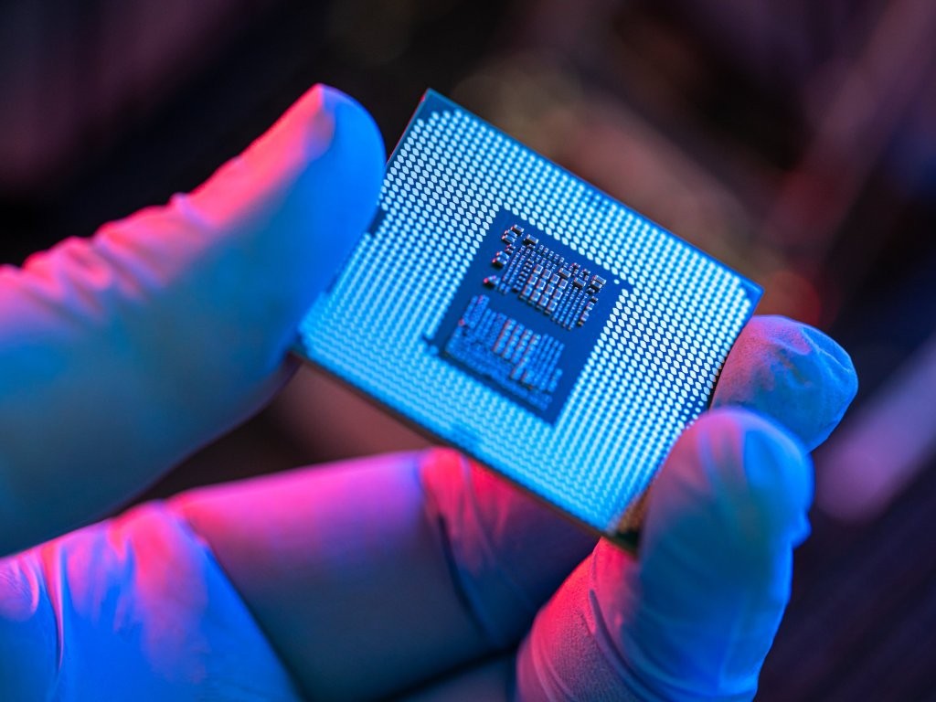 yplasma: Revolutionary Chip Cooling for Data Centers