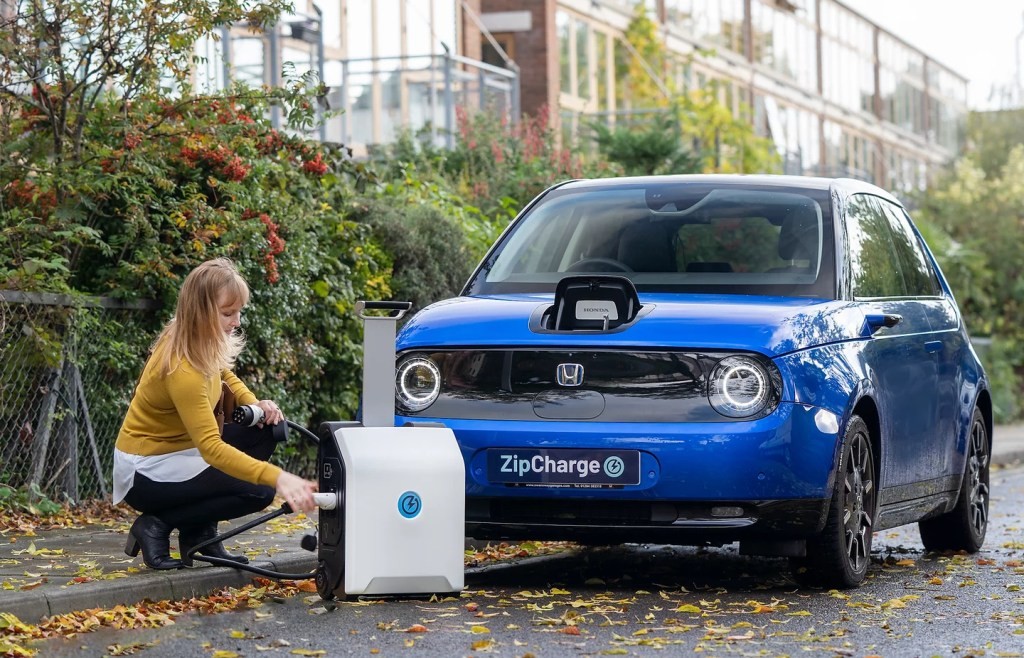 ZipCharge Go: Portable EV Power Bank - Charge Your Electric Vehicle On-the-Go